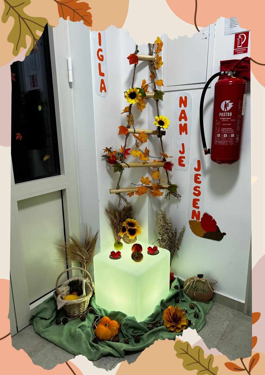 Cream Playful Aesthetic Hello Autumn Poster – 1