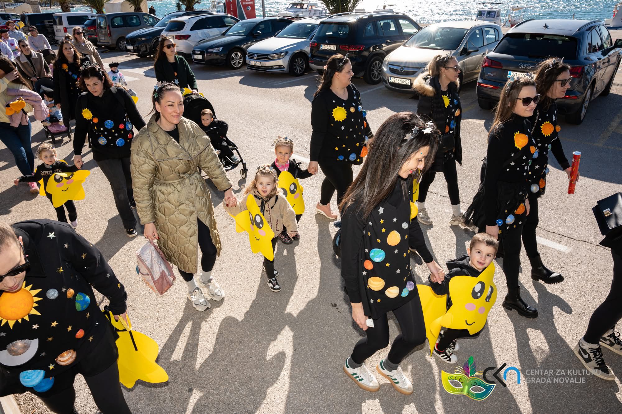 97e8b02d-e916-424a-8908-3281c050f0dd