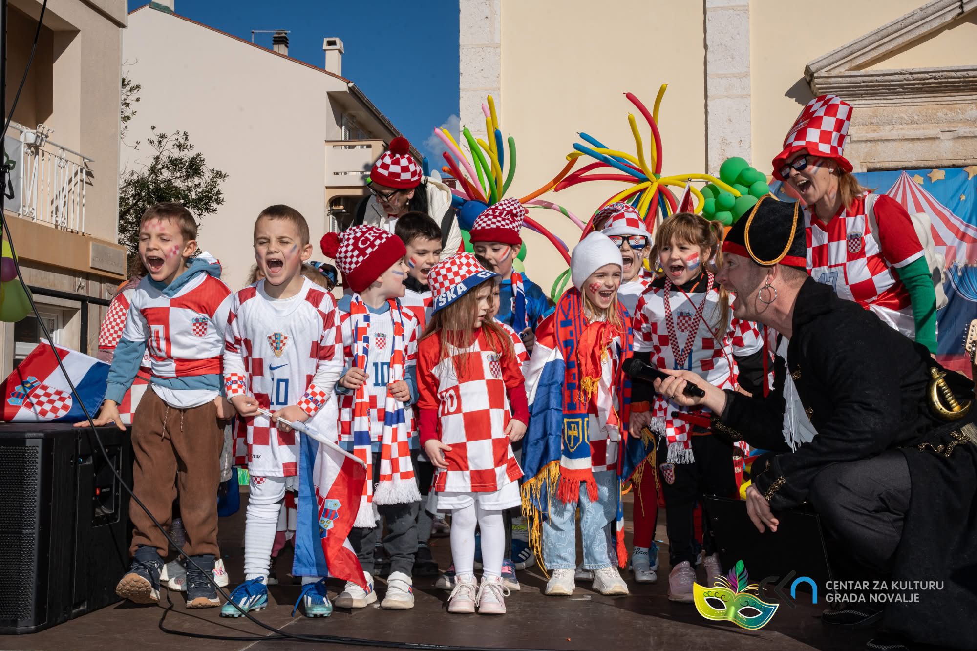 c34c8d26-e13d-4f62-95e2-6b25aa80f29e