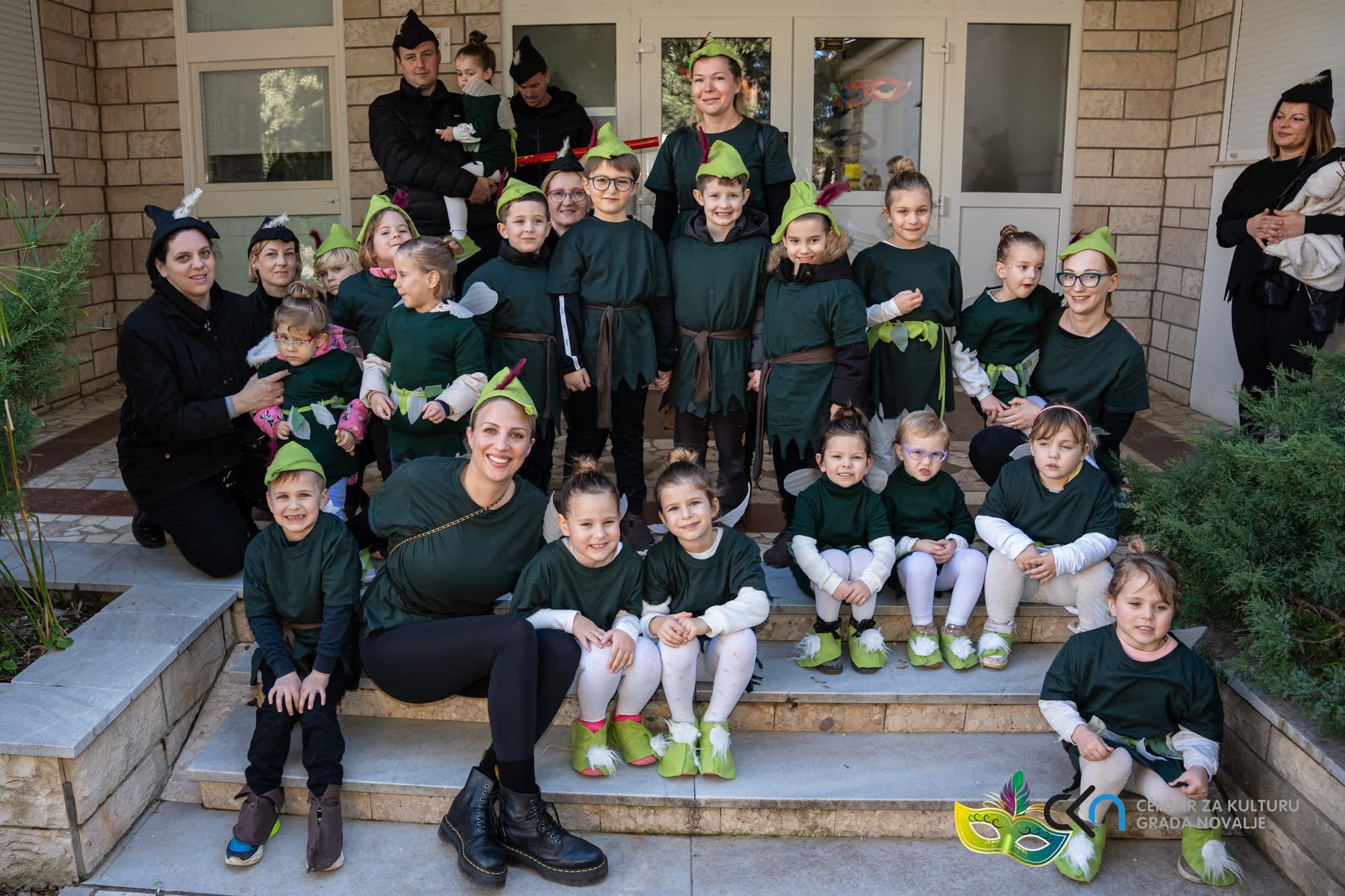 d7236250-482e-4b23-a9f4-9b814f28fb49